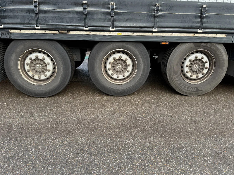 Curtainsider semi-trailer Krone SD - 3 AXLE - DISC BRAKES + SLIDING ROOF: picture 10 Curtainsider semi-trailer Krone SD - 3 AXLE - DISC BRAKES + SLIDING ROOF: picture 10