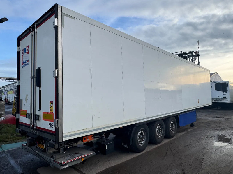 Krone SD 3 AXLE THERMO KING SLXe300 DHOLLANDIA 2000 KG - Refrigerator semi-trailer: picture 4 Krone SD 3 AXLE THERMO KING SLXe300 DHOLLANDIA 2000 KG - Refrigerator semi-trailer: picture 4