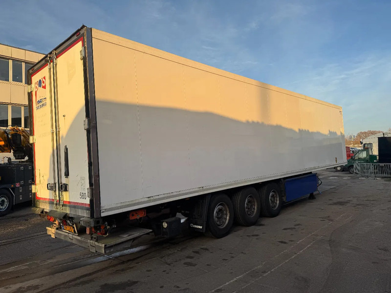 Krone SD THERMO KING SLX 300e + DHOLLANDIA 2000KG - Refrigerator semi-trailer: picture 4 Krone SD THERMO KING SLX 300e + DHOLLANDIA 2000KG - Refrigerator semi-trailer: picture 4