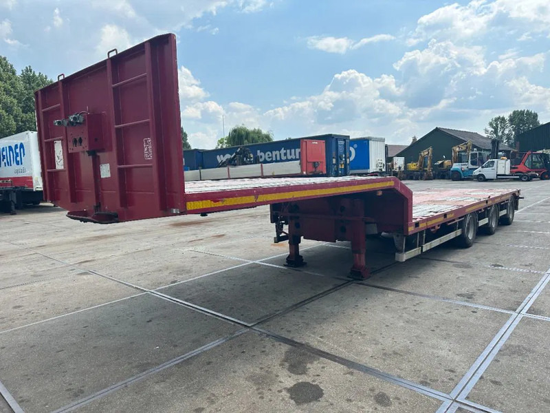 Lecci 3 AXEL EXTENDABLE - Low loader semi-trailer: picture 4 Lecci 3 AXEL EXTENDABLE - Low loader semi-trailer: picture 4