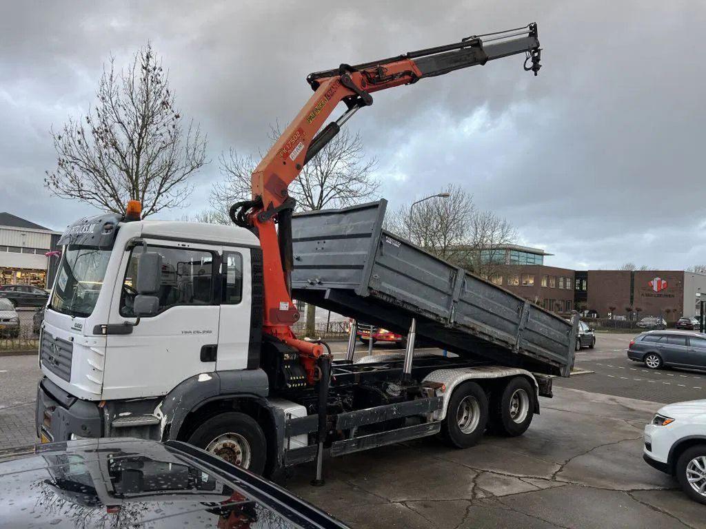 MAN TGA 26.390 6X4 + PALFINGER PK17502 + TIPPER - FU - Crane truck, Tipper: picture 3 MAN TGA 26.390 6X4 + PALFINGER PK17502 + TIPPER - FU - Crane truck, Tipper: picture 3