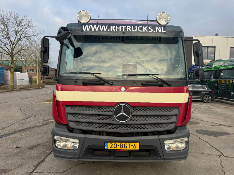 Mercedes-Benz Atego 1016 4X2 - EURO 6 + DHOLLANDIA LIFT - Box truck: picture 2 Mercedes-Benz Atego 1016 4X2 - EURO 6 + DHOLLANDIA LIFT - Box truck: picture 2