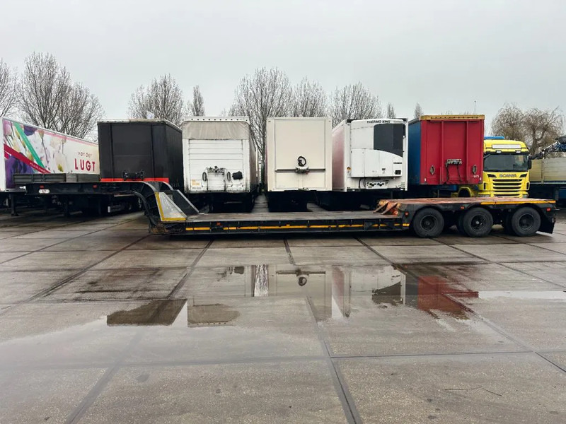 Nooteboom OSDBAZ-45VV, 3 AXLE STEERING, 3,6 M EXTENDABLE - Low loader semi-trailer: picture 1 Nooteboom OSDBAZ-45VV, 3 AXLE STEERING, 3,6 M EXTENDABLE - Low loader semi-trailer: picture 1