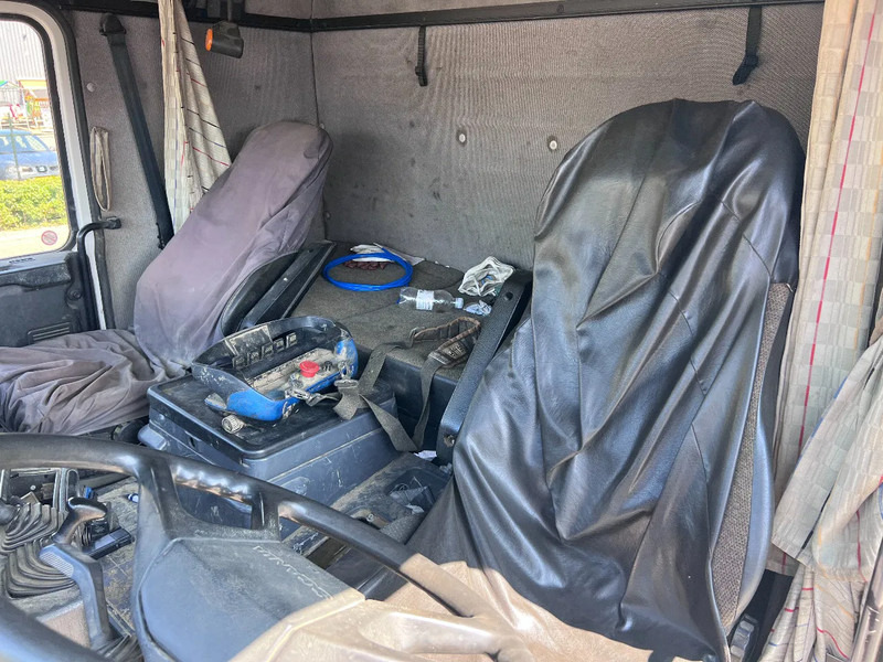 Scania R143-500 V8 6X4 + MANUAL GEARBOX leasing Scania R143-500 V8 6X4 + MANUAL GEARBOX: picture 8