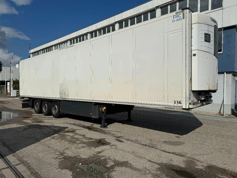 Schmitz Cargobull SCB*S3B THERMO KING SLX 300E TÜV TILL 03-2026 - Refrigerator semi-trailer: picture 3 Schmitz Cargobull SCB*S3B THERMO KING SLX 300E TÜV TILL 03-2026 - Refrigerator semi-trailer: picture 3
