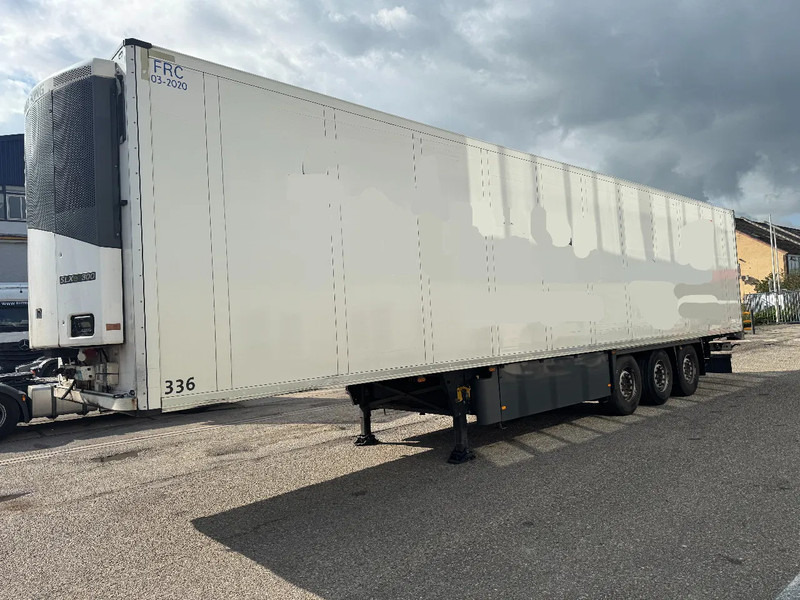 Schmitz Cargobull SCB*S3B THERMO KING SLX 300E TÜV TILL 03-2026 - Refrigerator semi-trailer: picture 1 Schmitz Cargobull SCB*S3B THERMO KING SLX 300E TÜV TILL 03-2026 - Refrigerator semi-trailer: picture 1