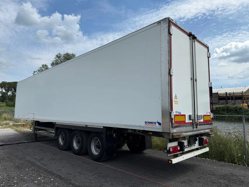 Schmitz Cargobull THERMO KING SLXE200 BPW AXLE - Refrigerator semi-trailer: picture 2 Schmitz Cargobull THERMO KING SLXE200 BPW AXLE - Refrigerator semi-trailer: picture 2