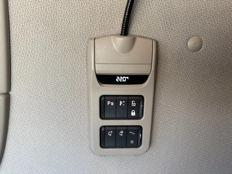 Tractor unit DAF XF 450 4X2 EURO 6 MEGA: picture 12