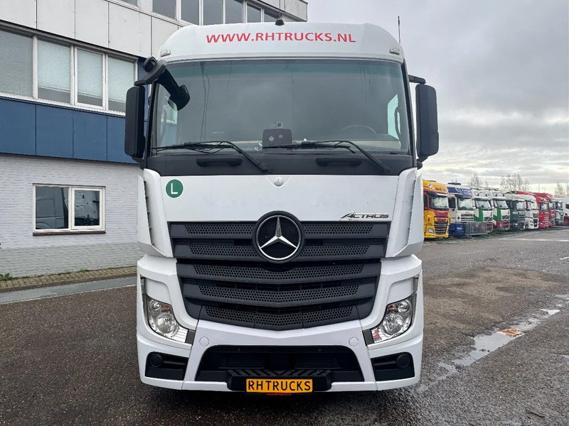 Mercedes-Benz Actros 1842 4X2 EURO 6 MEGA DOUBLE TANK - Tractor unit: picture 2 Mercedes-Benz Actros 1842 4X2 EURO 6 MEGA DOUBLE TANK - Tractor unit: picture 2