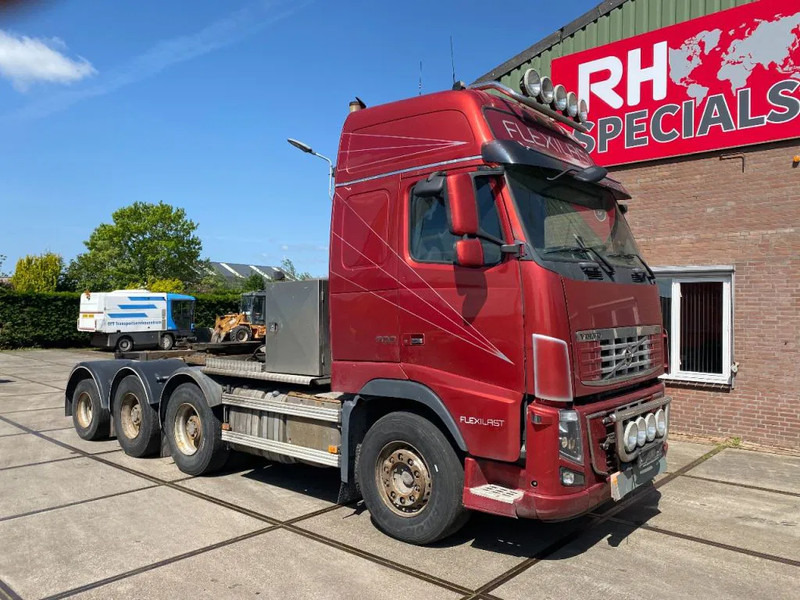 Volvo FH 16.700 FH16-700 8X4 140 TON FULL STEEL - Tractor unit: picture 4 Volvo FH 16.700 FH16-700 8X4 140 TON FULL STEEL - Tractor unit: picture 4