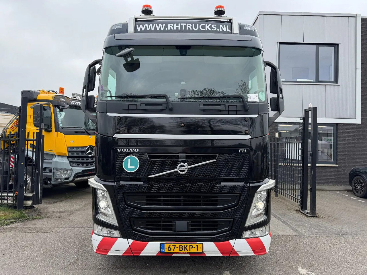 Volvo FH 460 4X2 EURO 6 PARK COOL - Tractor unit: picture 2 Volvo FH 460 4X2 EURO 6 PARK COOL - Tractor unit: picture 2