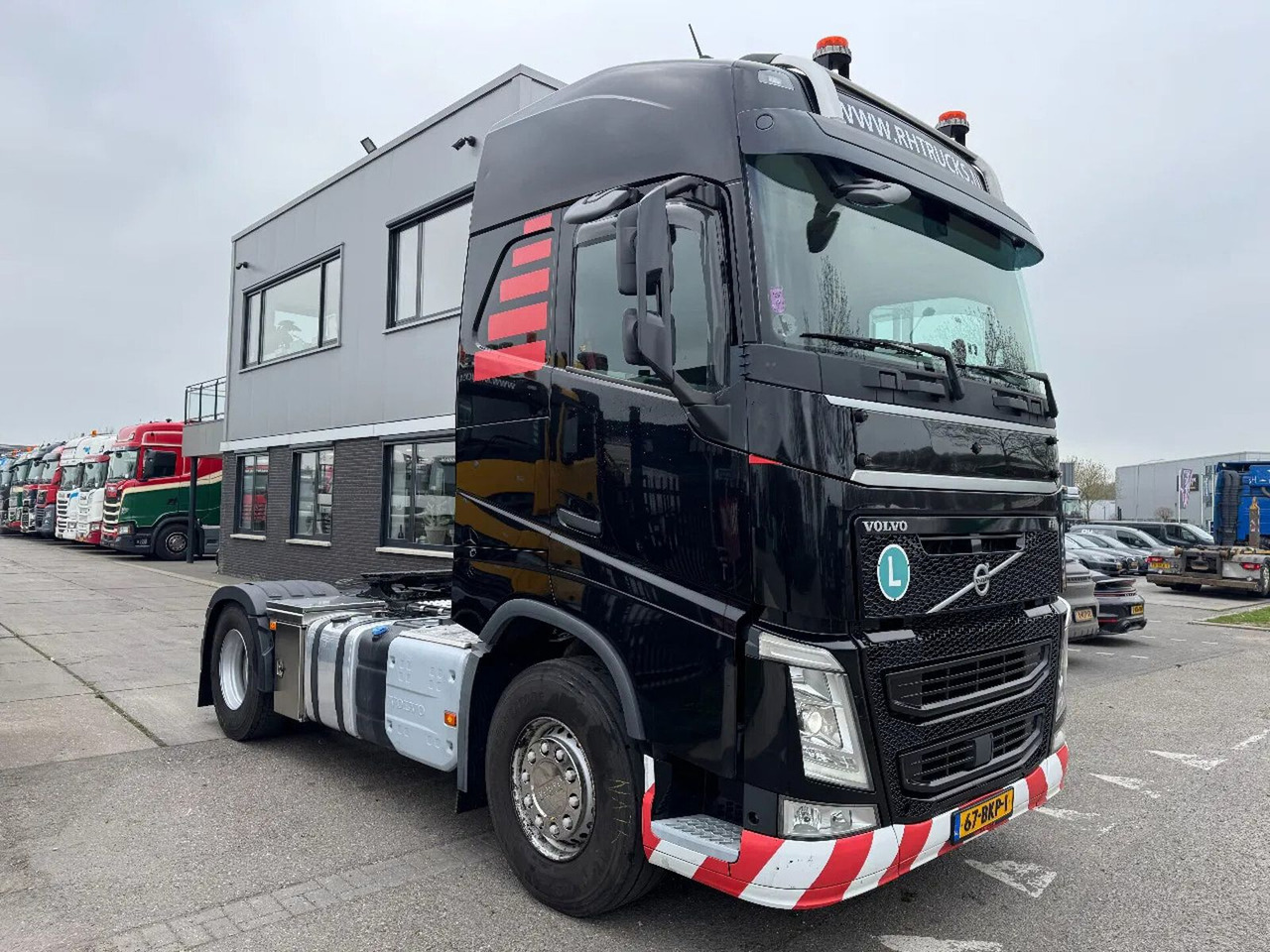 Volvo FH 460 4X2 EURO 6 PARK COOL - Tractor unit: picture 3 Volvo FH 460 4X2 EURO 6 PARK COOL - Tractor unit: picture 3