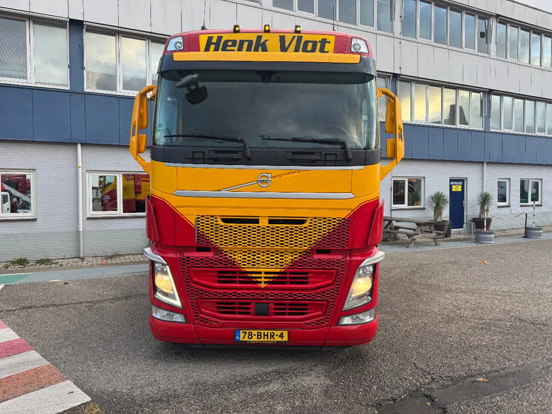 Volvo FH 460 4X2 EURO 6 SKIRTS VEB I PARK COOL TÜV 03-26 - Tractor unit: picture 2 Volvo FH 460 4X2 EURO 6 SKIRTS VEB I PARK COOL TÜV 03-26 - Tractor unit: picture 2