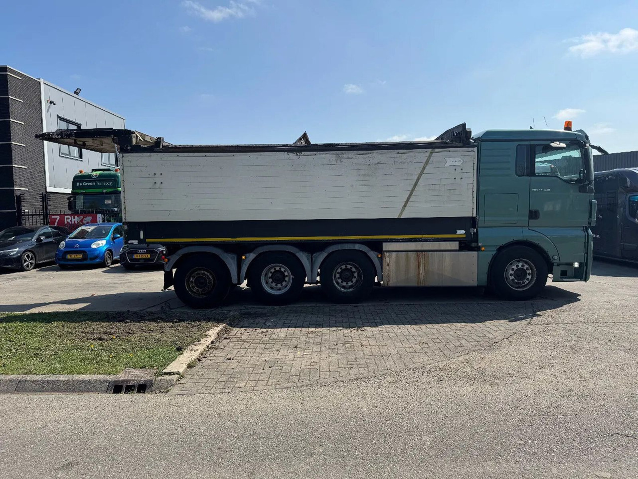 MAN TGX 35.500 8X4 VAKO BANDLOSSER - Truck: picture 4 MAN TGX 35.500 8X4 VAKO BANDLOSSER - Truck: picture 4
