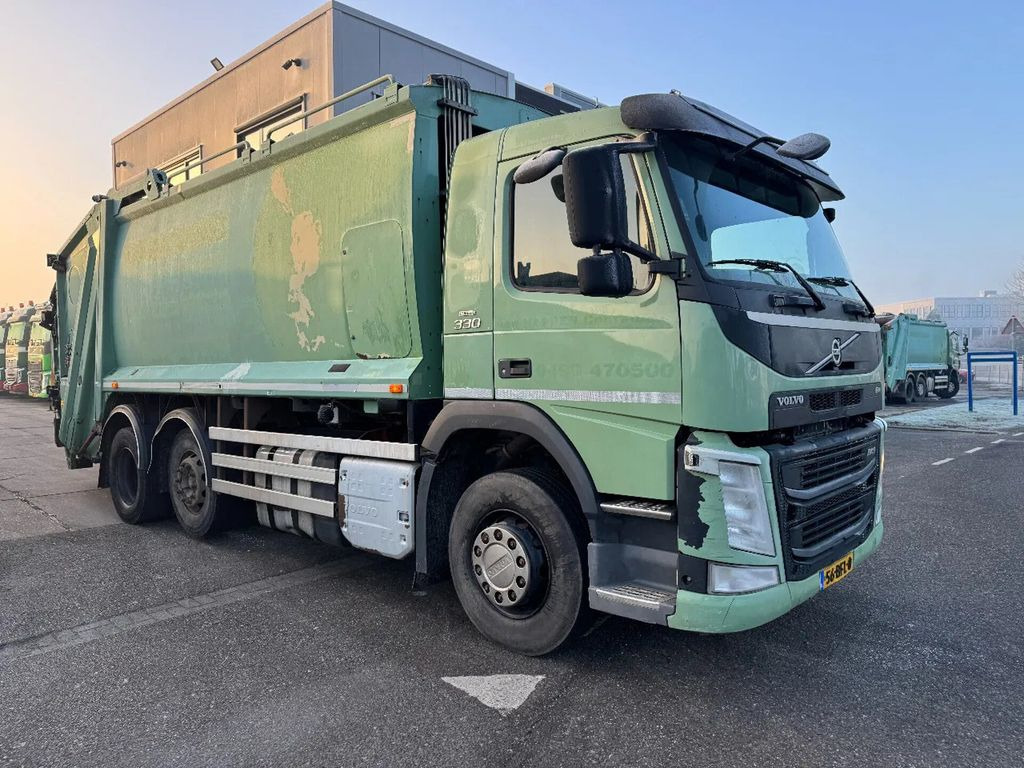 Volvo FM 330 6X2 DENNIS EAGLE ROS ROCA OLYMPUS 21W - Garbage truck: picture 3 Volvo FM 330 6X2 DENNIS EAGLE ROS ROCA OLYMPUS 21W - Garbage truck: picture 3