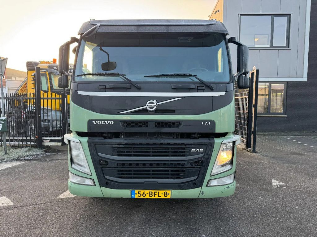 Volvo FM 330 6X2 DENNIS EAGLE ROS ROCA OLYMPUS 21W - Garbage truck: picture 2 Volvo FM 330 6X2 DENNIS EAGLE ROS ROCA OLYMPUS 21W - Garbage truck: picture 2