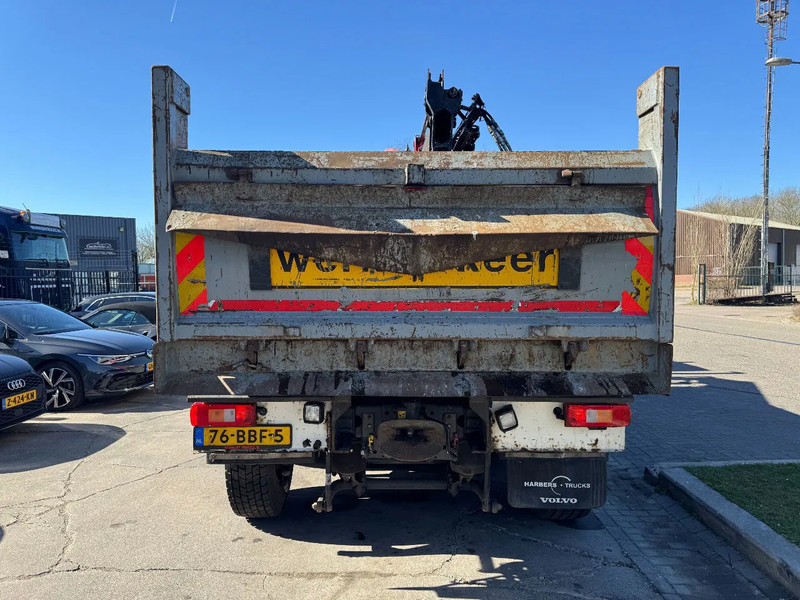 Volvo FM 330 6X2 - EURO 5 + ATLAS 126.3E A2 + REMOTE + LIFT/STEERING AXLE leasing Volvo FM 330 6X2 - EURO 5 + ATLAS 126.3E A2 + REMOTE + LIFT/STEERING AXLE: picture 13 Volvo FM 330 6X2 - EURO 5 + ATLAS 126.3E A2 + REMOTE + LIFT/STEERING AXLE leasing Volvo FM 330 6X2 - EURO 5 + ATLAS 126.3E A2 + REMOTE + LIFT/STEERING AXLE: picture 13