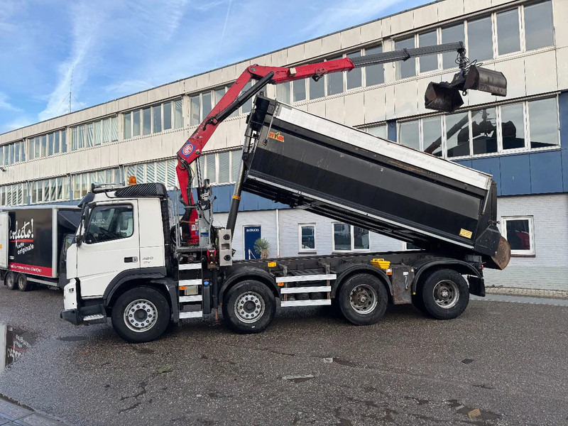 Volvo FMX 420 8X4 HMF 1643Z2 + REMOTE CONTROL + HYVA KIPPER - Crane truck: picture 1 Volvo FMX 420 8X4 HMF 1643Z2 + REMOTE CONTROL + HYVA KIPPER - Crane truck: picture 1