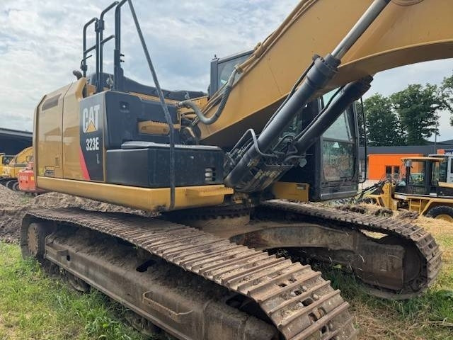 CAT 323 E - Crawler excavator: picture 3 CAT 323 E - Crawler excavator: picture 3