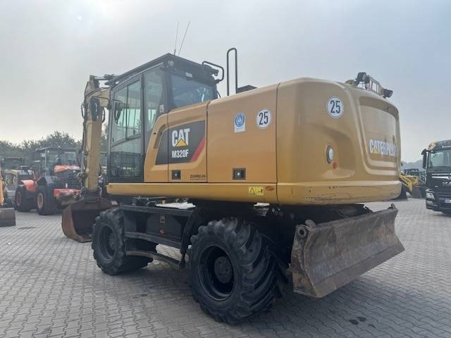 CAT M 320 F  - Wheel excavator: picture 2 CAT M 320 F  - Wheel excavator: picture 2