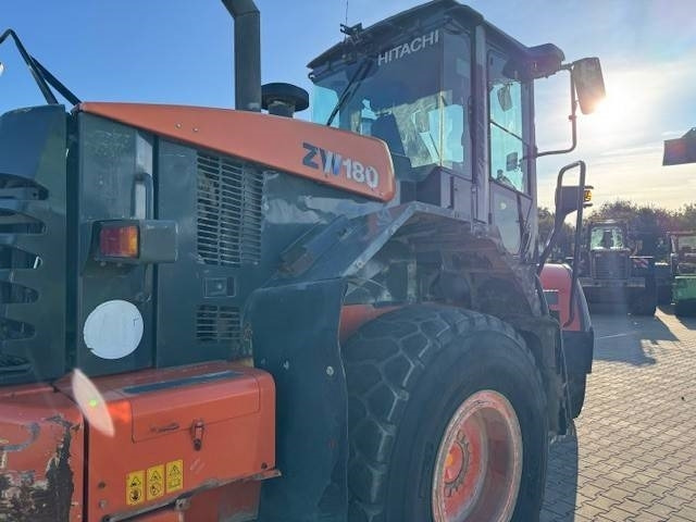 Wheel loader Hitachi ZW 180: picture 7 Wheel loader Hitachi ZW 180: picture 7