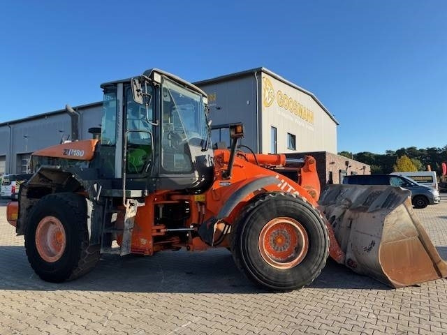 Wheel loader Hitachi ZW 180: picture 6 Wheel loader Hitachi ZW 180: picture 6
