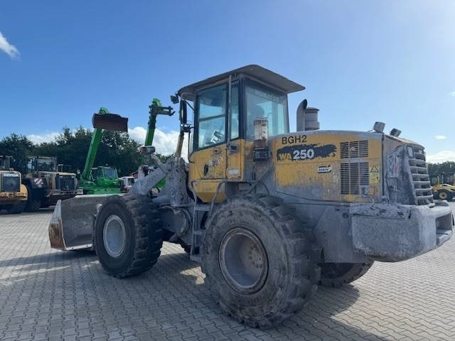 Komatsu WA 250-5  - Wheel loader: picture 2 Komatsu WA 250-5  - Wheel loader: picture 2