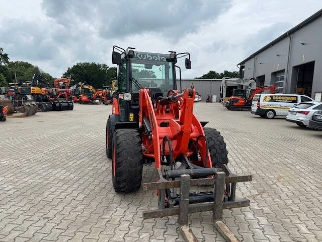 Kubota R 090 - Wheel loader: picture 4 Kubota R 090 - Wheel loader: picture 4