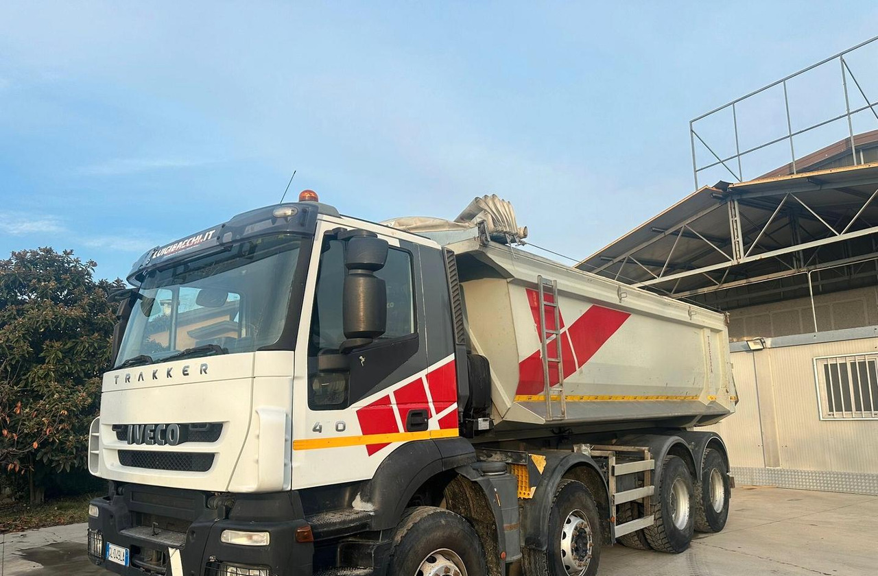 Iveco Trakker 450 euro 5 - Tipper: picture 1 Iveco Trakker 450 euro 5 - Tipper: picture 1