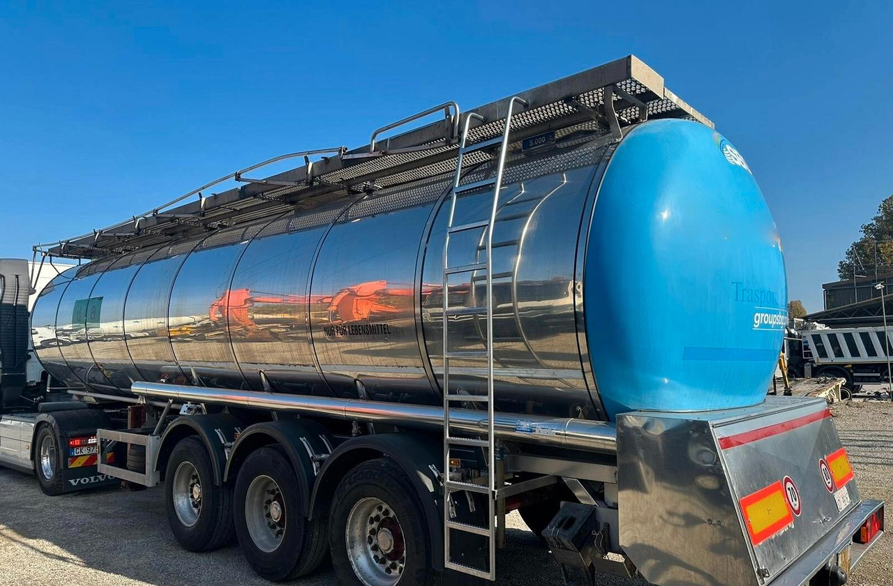 Semirimorchio cisterna Feldbinder - Tank semi-trailer: picture 3 Semirimorchio cisterna Feldbinder - Tank semi-trailer: picture 3