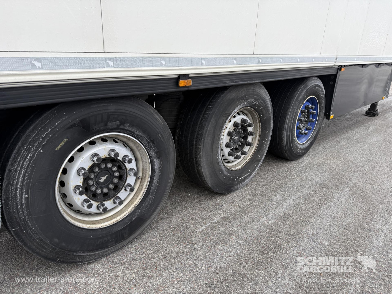 SCHMITZ Reefer Standard - Isothermal semi-trailer: picture 3 SCHMITZ Reefer Standard - Isothermal semi-trailer: picture 3