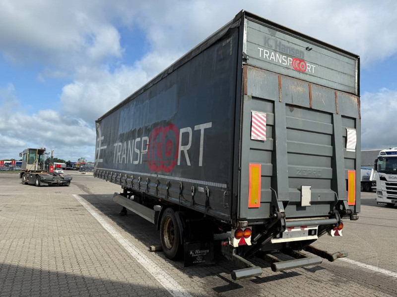 Krone Curtainsider / Planenauflieger / Gardin - Curtainsider semi-trailer: picture 5 Krone Curtainsider / Planenauflieger / Gardin - Curtainsider semi-trailer: picture 5