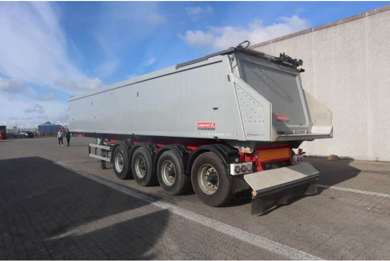 Langendorf 4-axle Tipper/Kipper/Tiptrailer 35 m³ - Tipper semi-trailer: picture 3 Langendorf 4-axle Tipper/Kipper/Tiptrailer 35 m³ - Tipper semi-trailer: picture 3