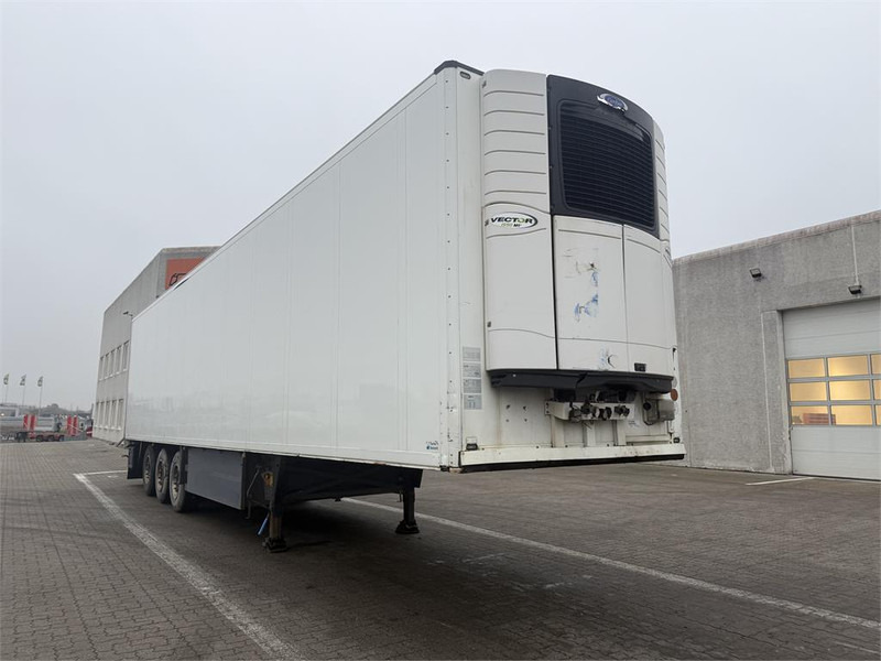 Schmitz Cargobull 33 pl. - Refrigerator semi-trailer: picture 2 Schmitz Cargobull 33 pl. - Refrigerator semi-trailer: picture 2