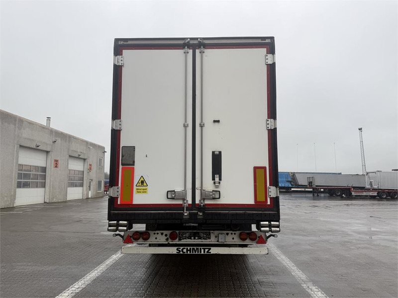 Schmitz Cargobull 33 pl. Dobbelt compartment - Refrigerator semi-trailer: picture 5 Schmitz Cargobull 33 pl. Dobbelt compartment - Refrigerator semi-trailer: picture 5