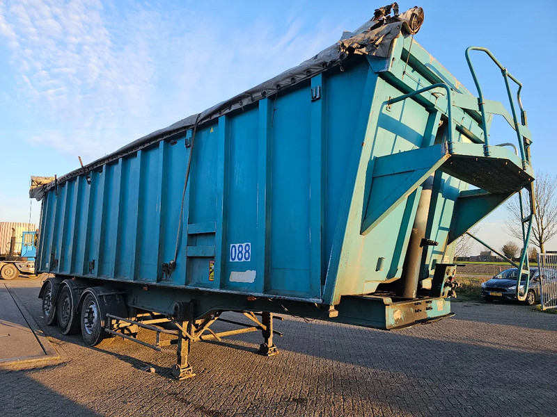Benalu C34 - Tipper semi-trailer: picture 3 Benalu C34 - Tipper semi-trailer: picture 3