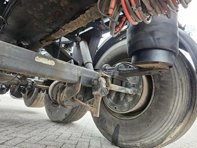 Container transporter/ Swap body semi-trailer Broshuis MFCC Multi: picture 13 Container transporter/ Swap body semi-trailer Broshuis MFCC Multi: picture 13