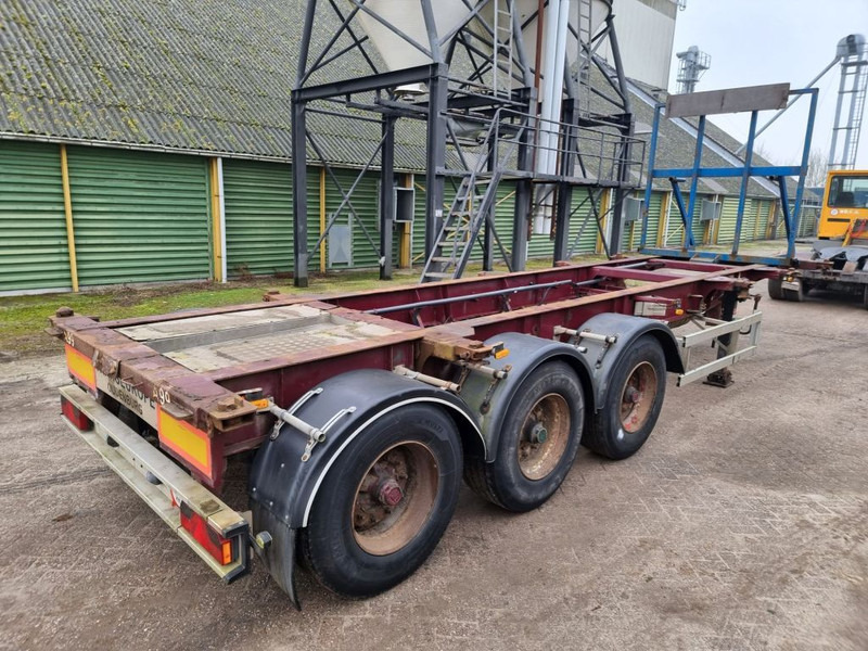 DESOT 20FT - 30FT ADR - Container transporter/ Swap body semi-trailer: picture 5 DESOT 20FT - 30FT ADR - Container transporter/ Swap body semi-trailer: picture 5