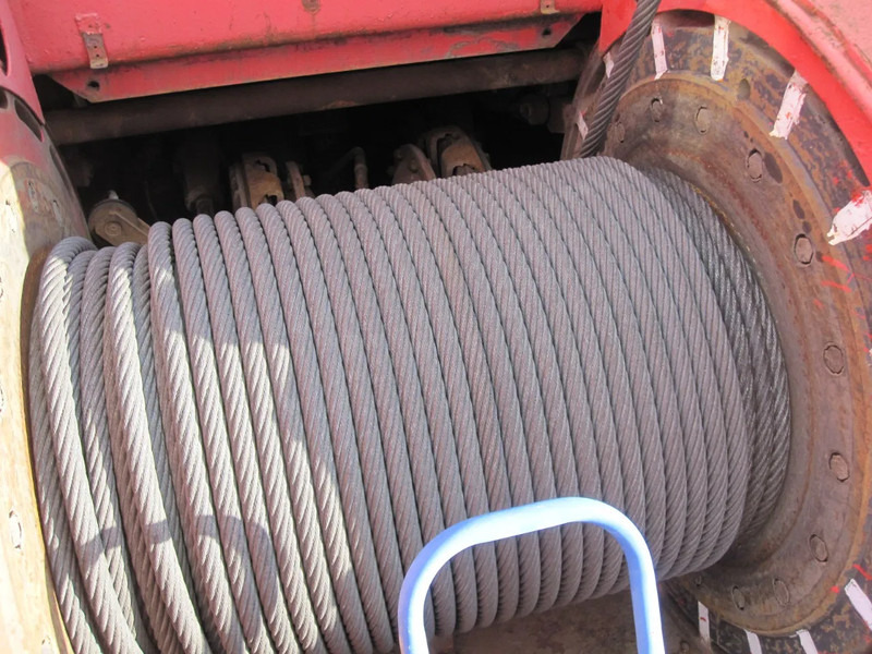 Crawler crane Kobelco Manitowoc 4100 W Vicon Crawler Crane - 79.25 Meter - 200 Tons: picture 9