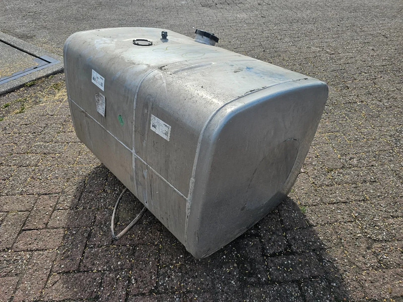 MAN Brandstoftank 375L - TGX/TGS onderdeelnr. 81.12201-6691 Magna steyr - Fuel tank for Truck: picture 5 MAN Brandstoftank 375L - TGX/TGS onderdeelnr. 81.12201-6691 Magna steyr - Fuel tank for Truck: picture 5