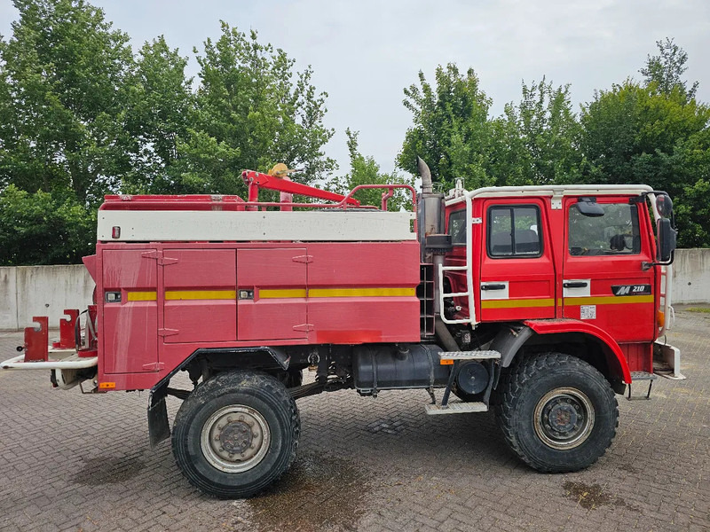 Renault M210 Arbois 3500L - Hydraulic winch - Fire truck: picture 4 Renault M210 Arbois 3500L - Hydraulic winch - Fire truck: picture 4