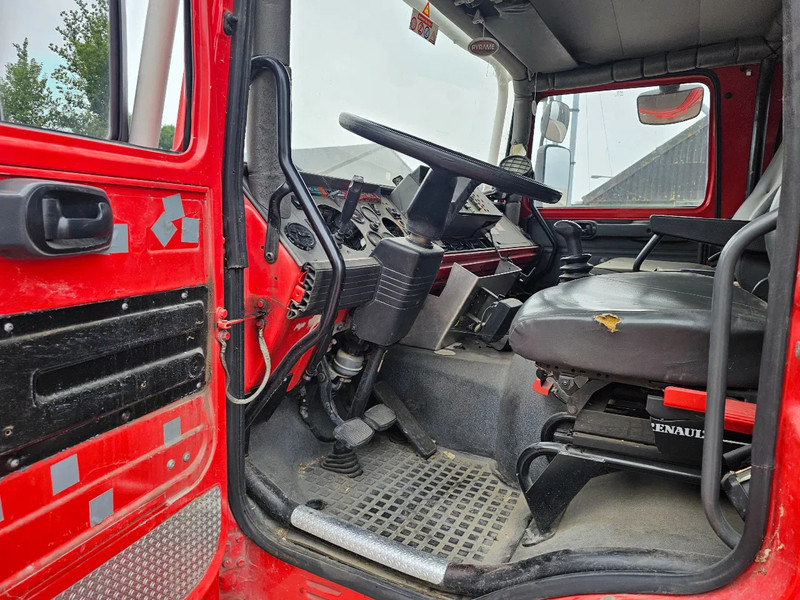 Fire truck Renault M210 Arbois 3500L - Hydraulic winch: picture 13