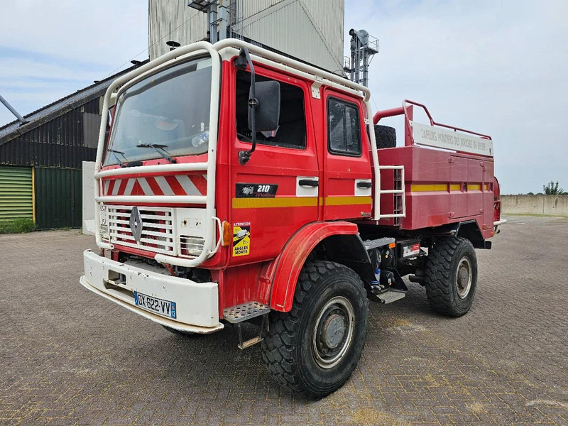 Renault M210 - Fire truck: picture 1 Renault M210 - Fire truck: picture 1