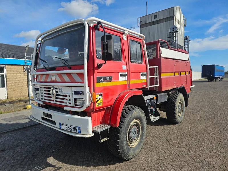 Renault Midliner 210 - Fire truck: picture 1 Renault Midliner 210 - Fire truck: picture 1