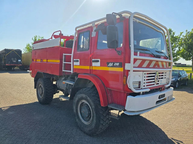 Renault Midliner 210 - Fire truck: picture 3 Renault Midliner 210 - Fire truck: picture 3
