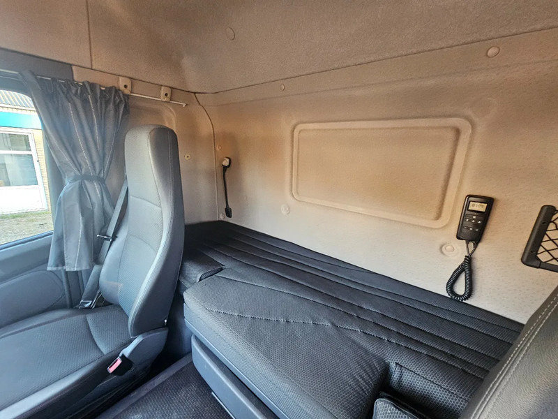 Tractor unit Scania G400: picture 13 Tractor unit Scania G400: picture 13