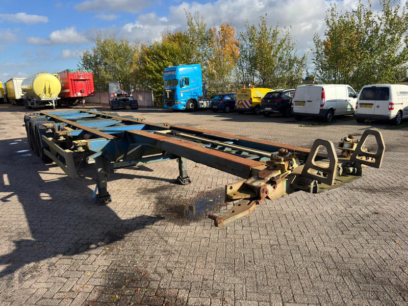 Van Hool 3B2018 - 45FT HC - 40FT HC - 2x 20FT HC - Chassis semi-trailer: picture 3 Van Hool 3B2018 - 45FT HC - 40FT HC - 2x 20FT HC - Chassis semi-trailer: picture 3