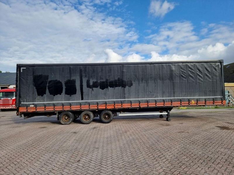 Van Hool BPW - Closed box semi-trailer: picture 4 Van Hool BPW - Closed box semi-trailer: picture 4