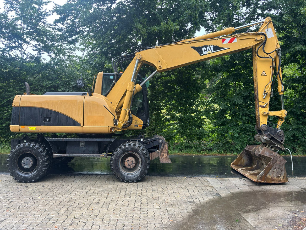 CATERPILLAR M 316 C - Wheel excavator: picture 2 CATERPILLAR M 316 C - Wheel excavator: picture 2