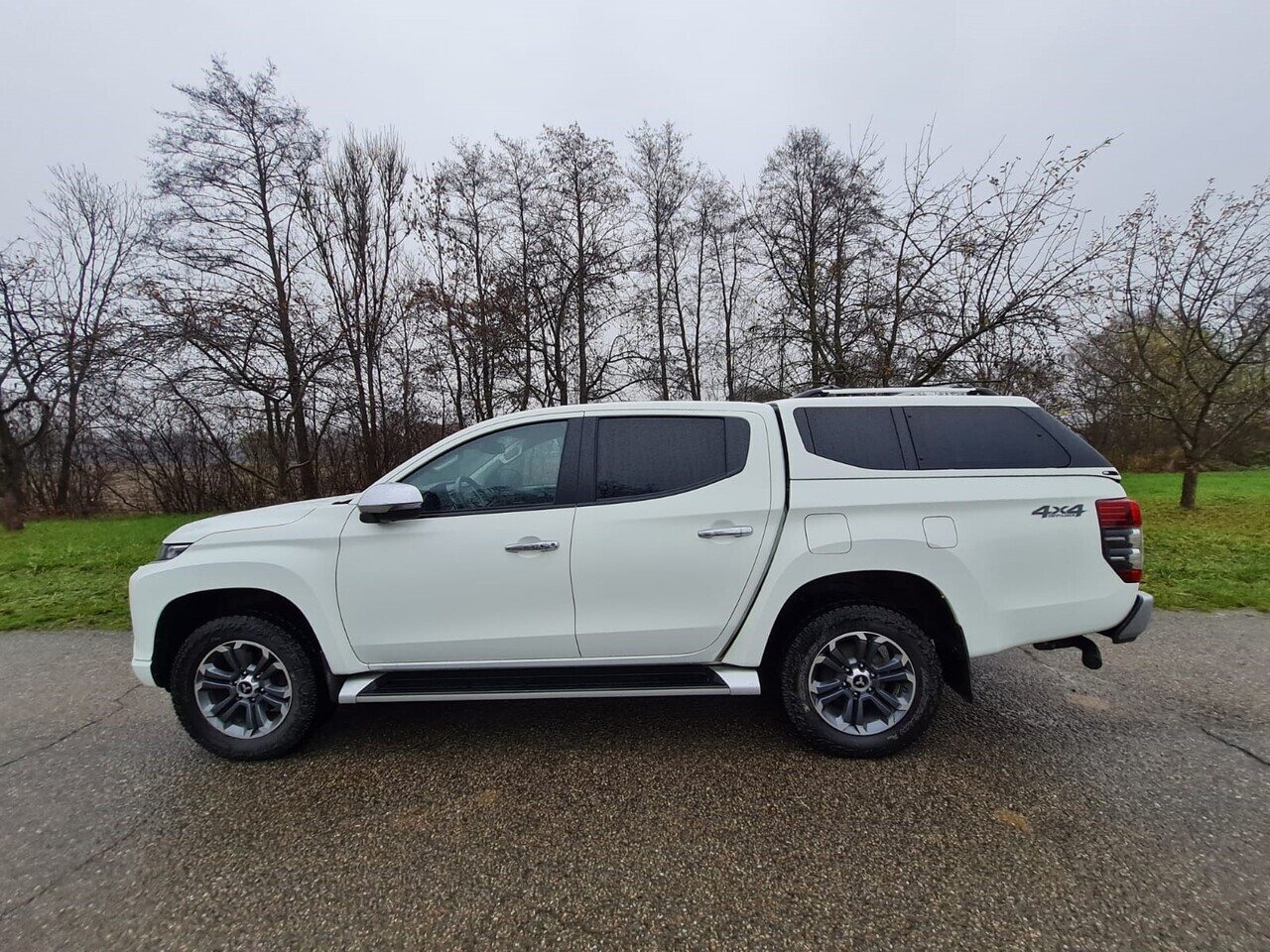 Mitsubishi L 200 - Pickup truck: picture 1 Mitsubishi L 200 - Pickup truck: picture 1